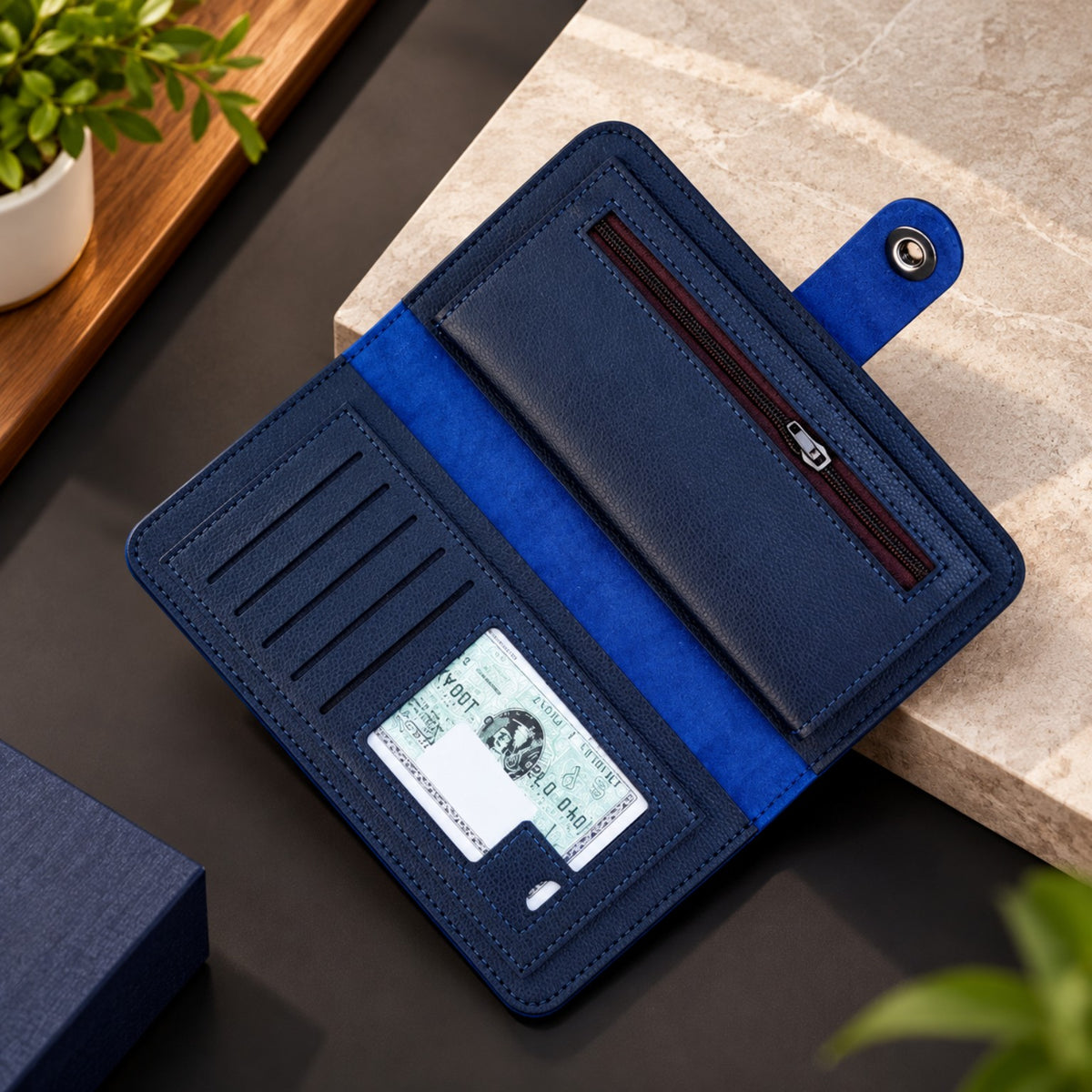 CHARSOLE wallet interior with card and zip compartments